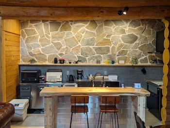 bandb and holiday house step house