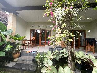 suryadina guest house