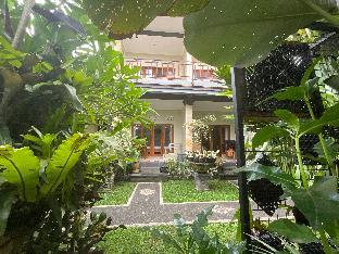 suryadina guest house