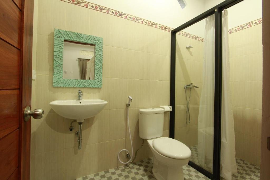 suryadina guest house