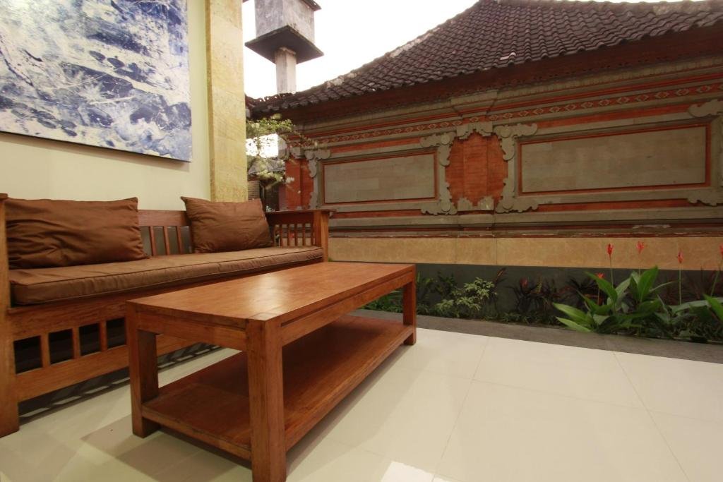 suryadina guest house