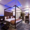 hotel balaji palace