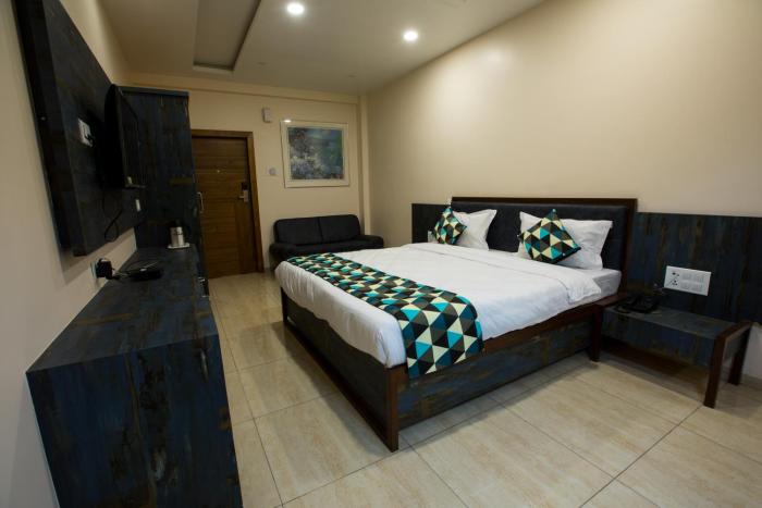hotel balaji palace