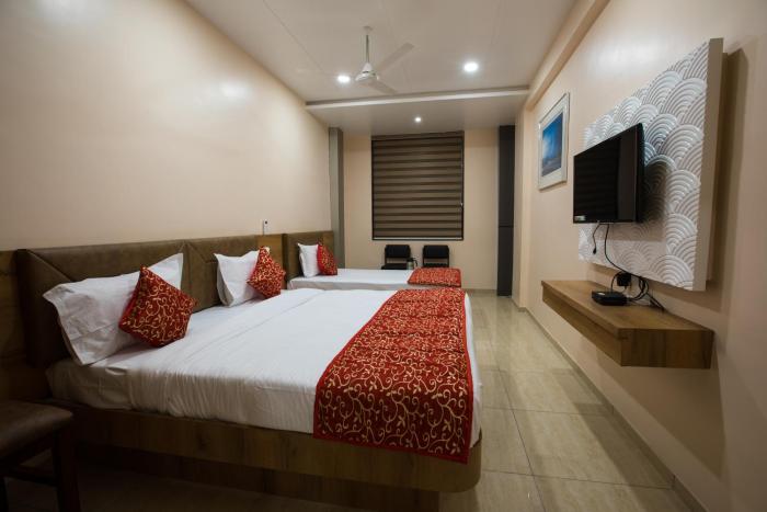 hotel balaji palace