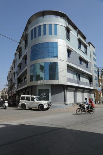 hotel balaji palace
