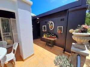 at 98 on lynburn guest house