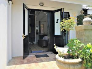 at 98 on lynburn guest house