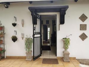 at 98 on lynburn guest house