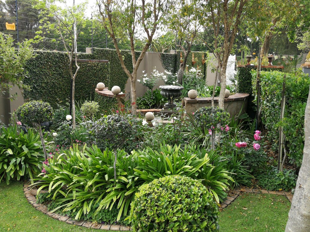 at 98 on lynburn guest house