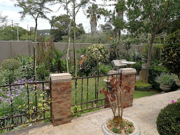 at 98 on lynburn guest house