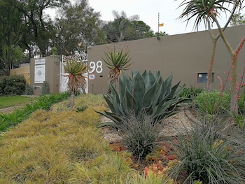 at 98 on lynburn guest house