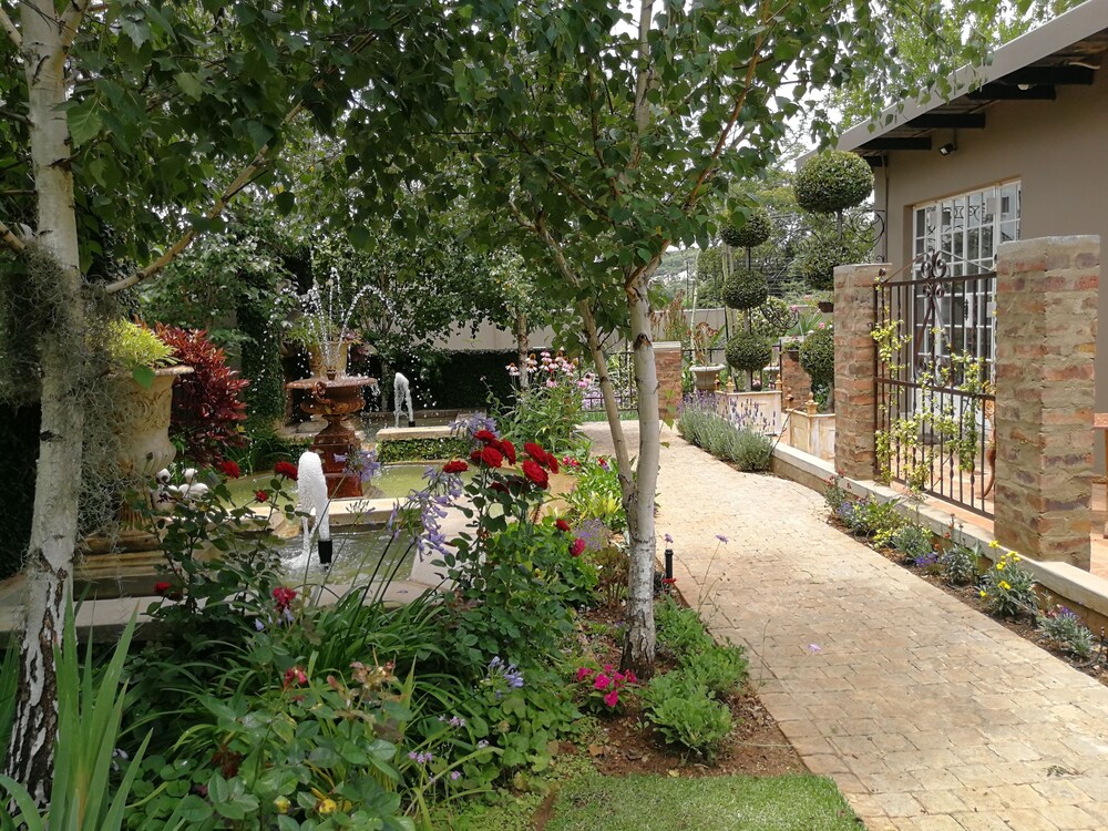 at 98 on lynburn guest house