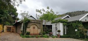 at 98 on lynburn guest house