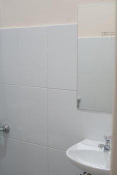 gold line guest house