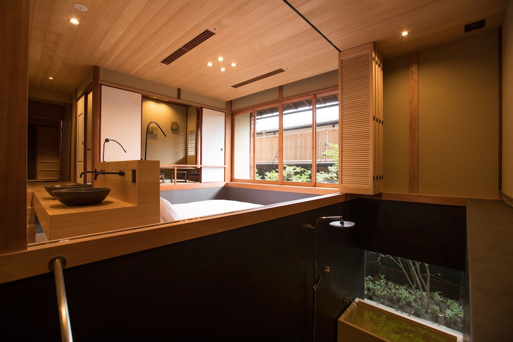 luxury hotel sowaka