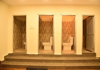 hotel relax inn hostel