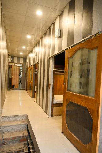 hotel relax inn hostel