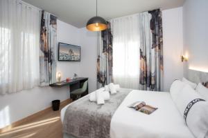 casual colours barcelona hotel