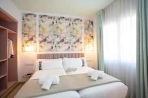 casual colours barcelona hotel