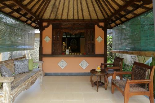 nara ubud cottage by mahaputra
