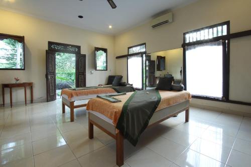 nara ubud cottage by mahaputra