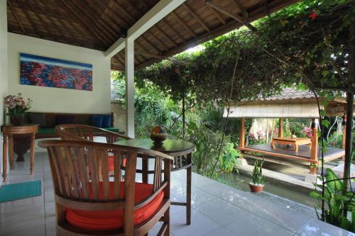 nara ubud cottage by mahaputra