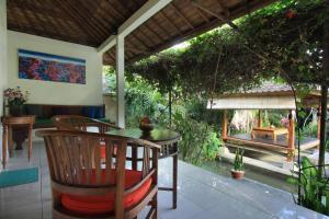 nara ubud cottage by mahaputra