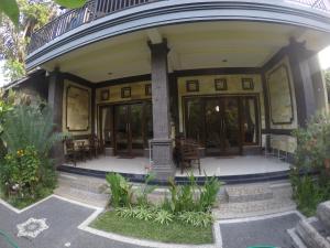 pancer house