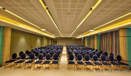 hotel pushpak grande