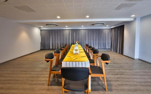hotel pushpak grande