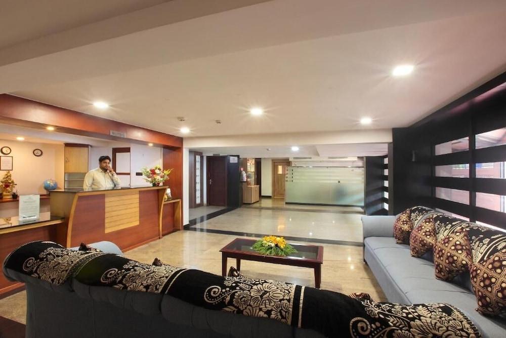 hotel pushpak grande