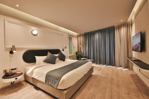 hotel pushpak grande