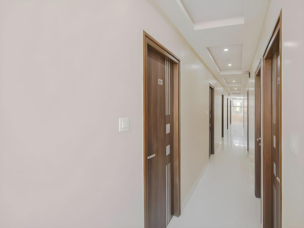 capital o 23461 champion lotus