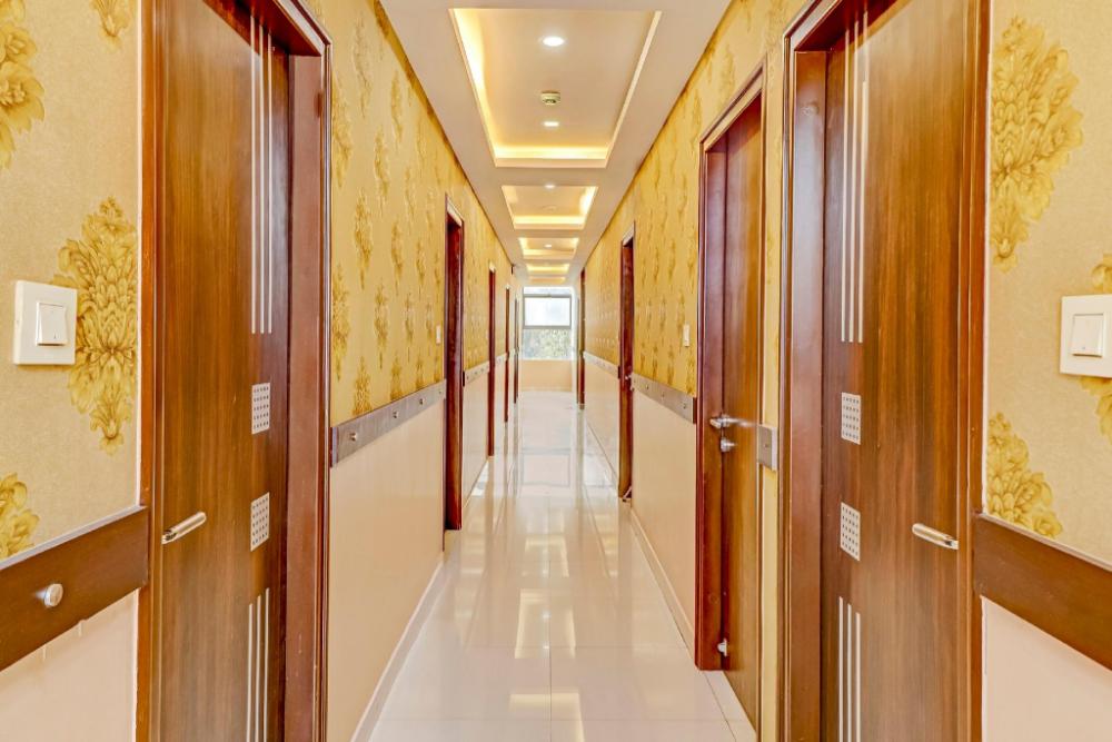 capital o 23461 champion lotus