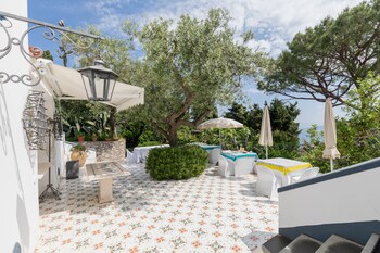 capri