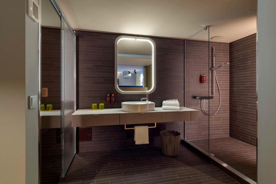 b mine hotel dusseldorf