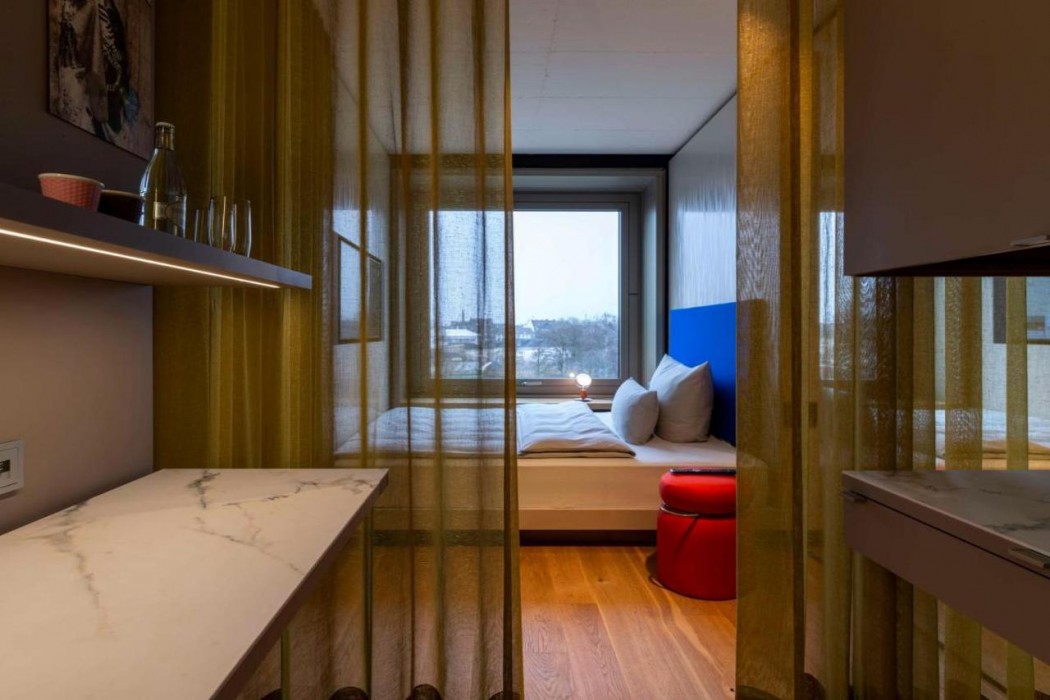 b mine hotel dusseldorf