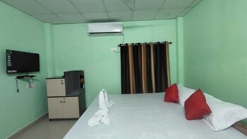 sea wave beach resort