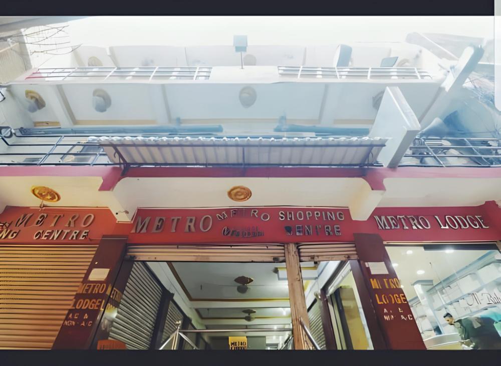 metro lodge charminar