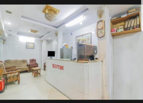 metro lodge charminar