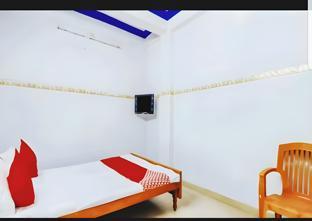 metro lodge charminar