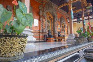 pondok nyoman