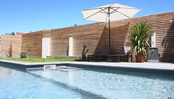 la domitia maison dhotes spa and sauna