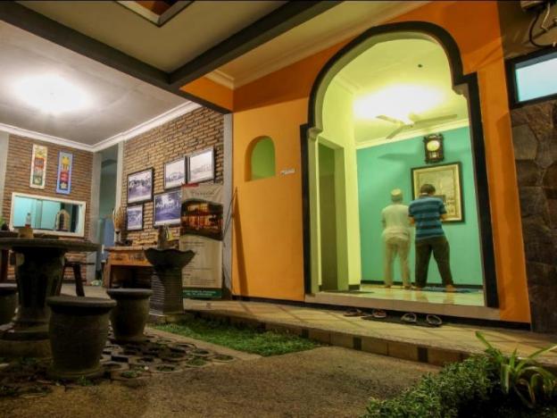 guest house rumah wahidin syariah