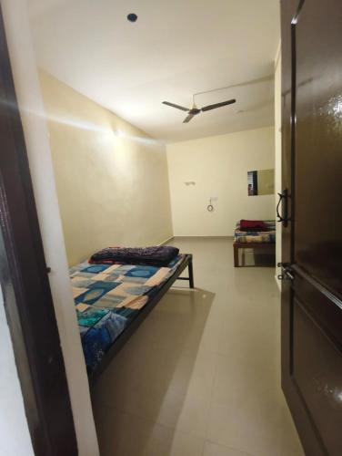 hasiru comforts and restaurant