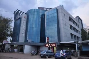 hotel radhika