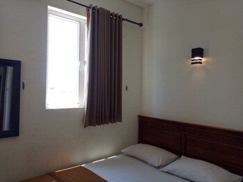 reddoorz raya ngagel 2