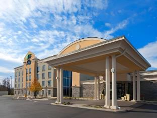 holiday inn express and suites batavia darien lake