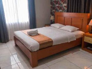 megaria hotel