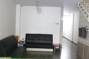 reddoorz near medan railway station